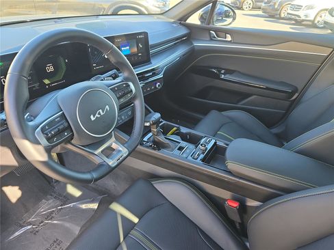 Used 2025 Kia K5 GT image 17
