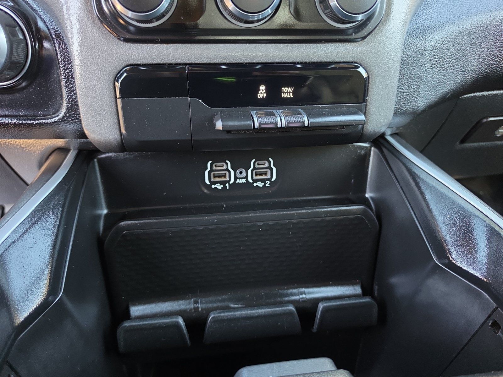 Used 2022 RAM 1500 Big Horn AWD/4WD image 17