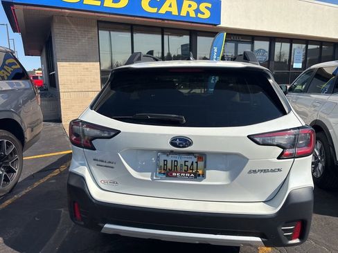 Used 2020 Subaru Outback Limited image 3