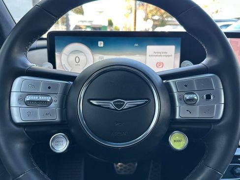 Used 2023 Genesis GV60 Performance image 25