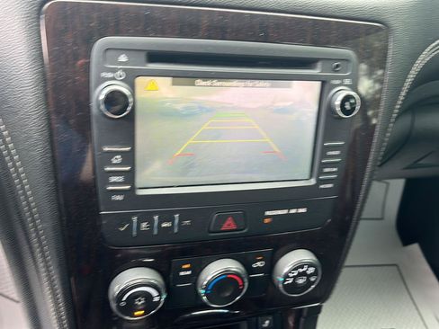 Used 2015 Chevrolet Traverse LT FWD image 14
