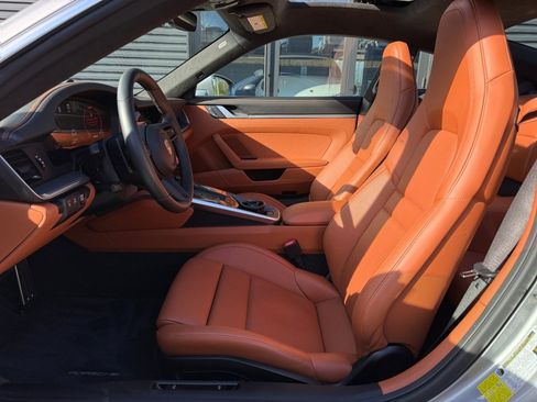 Certified 2025 Porsche 911 Carrera image 5