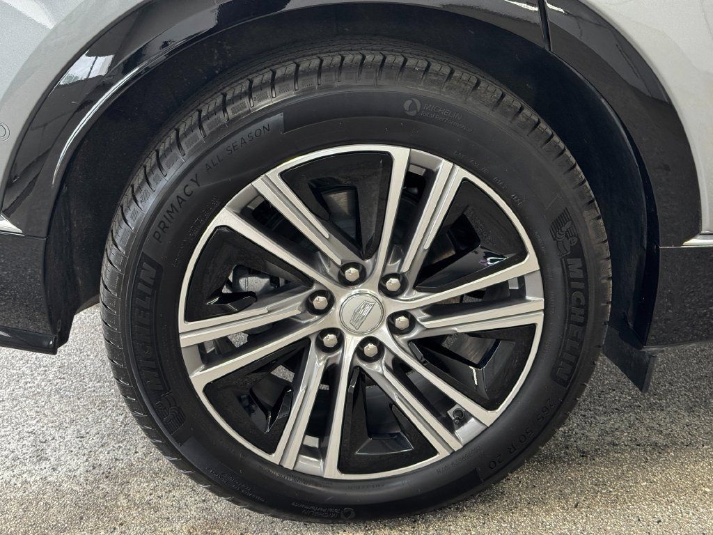 Used 2025 Cadillac Lyriq Luxury w/ LPO, Floor Liner Package AWD/4WD image 24