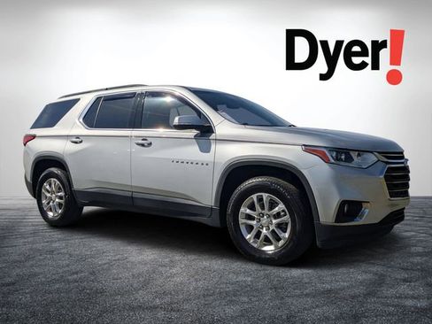 Used 2020 Chevrolet Traverse LT FWD image 1