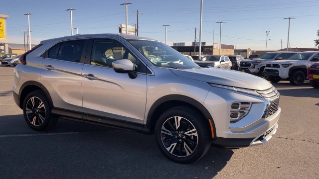 Used 2026 Mitsubishi Eclipse Cross SE AWD/4WD image 3