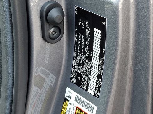 Used 2026 Toyota Sienna XLE FWD image 30
