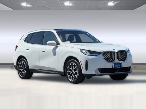 Used 2025 BMW X3 xDrive30 w/ Convenience Package AWD/4WD image 6