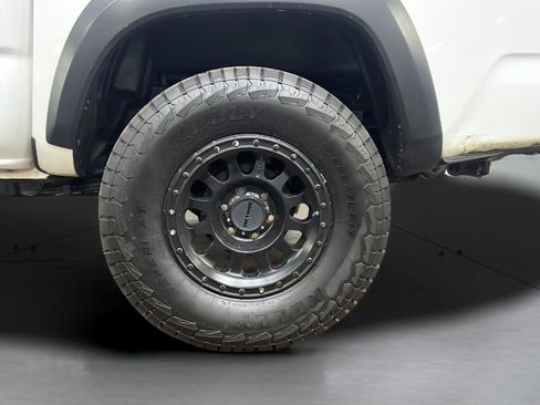 Used 2019 Toyota Tacoma TRD Pro image 37