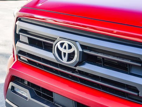 New 2025 Toyota Tacoma SR5 image 9