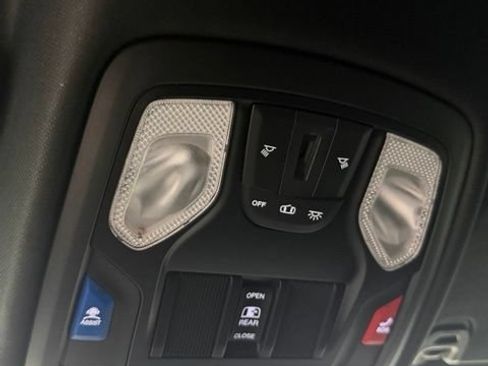 Used 2020 RAM 1500 Big Horn AWD/4WD image 23