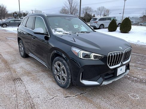 Certified 2023 BMW X1 xDrive28i w/ Premium Package image 4