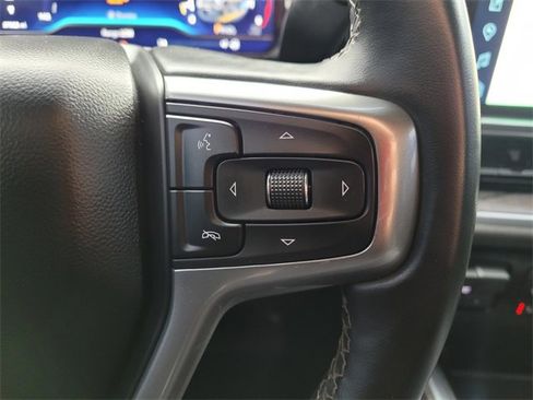 Certified 2025 Chevrolet Silverado 2500 LTZ w/ LTZ Convenience Package image 31