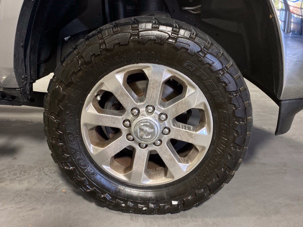 Used 2019 RAM 3500 Laramie AWD/4WD image 12