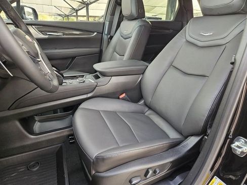 New 2026 Cadillac XT5 Sportv w/ LPO, Red Accent Package image 26