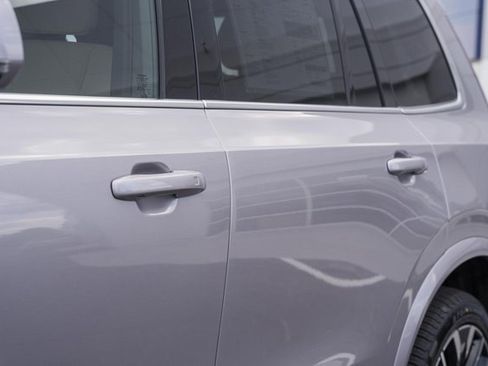 New 2026 Volvo XC90 B6 Plus w/ Protection Package Premier image 16