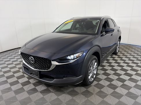Used 2021 MAZDA CX-30 AWD 2.5 S w/ Premium Package image 2