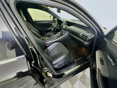 Used 2016 Lexus IS 300 AWD image 31