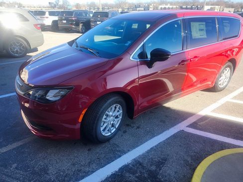 New 2026 Chrysler Voyager LX image 1