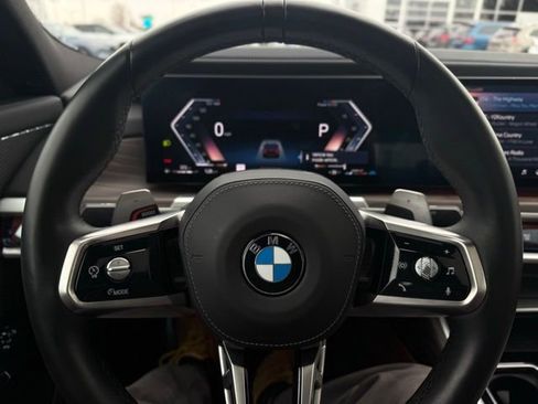 Certified 2023 BMW 760i xDrive w/ Executive Package image 29