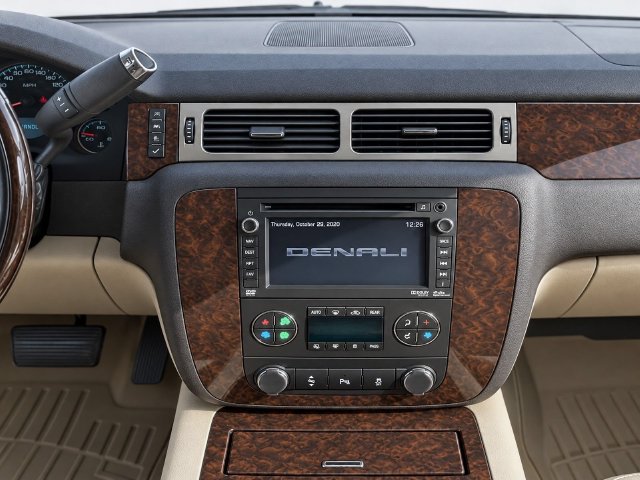 Used 2013 GMC Yukon Denali AWD/4WD image 25