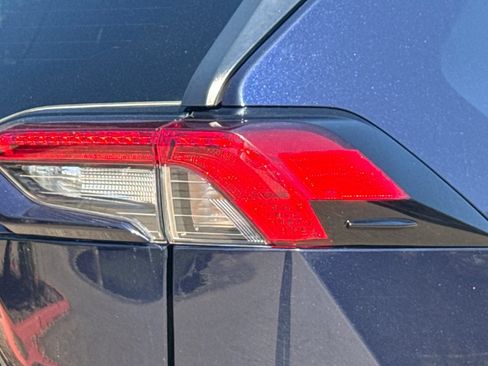 Certified 2025 Toyota RAV4 XLE AWD/4WD image 51