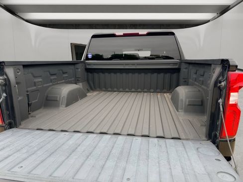 Used 2019 Chevrolet Silverado 1500 Custom Trail Boss w/ Custom Convenience Package AWD/4WD image 12