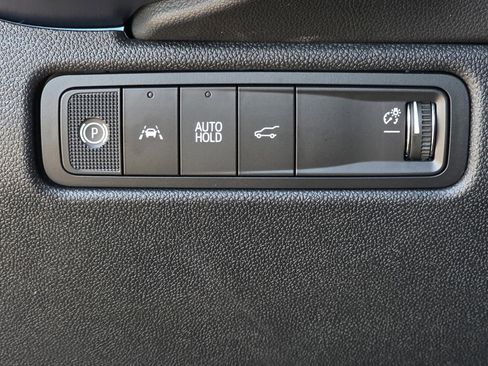 New 2026 Chevrolet Equinox EV LT w/ LPO, Blackout Package image 33