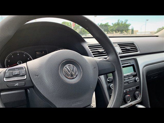 Used 2014 Volkswagen Passat 1.8T S FWD image 9
