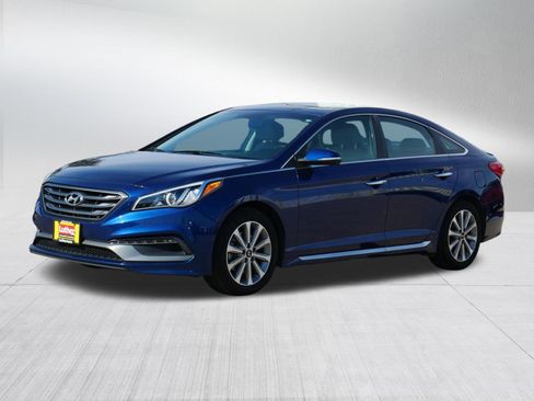 Used 2017 Hyundai Sonata Limited image 3
