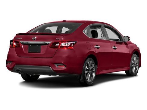 Used 2016 Nissan Sentra SR w/ SR Premium Package image 3