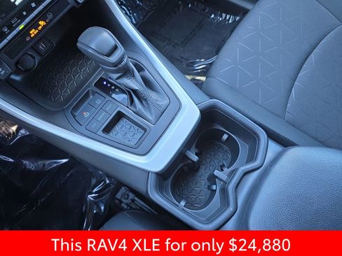 Used 2024 Toyota RAV4 XLE image 30