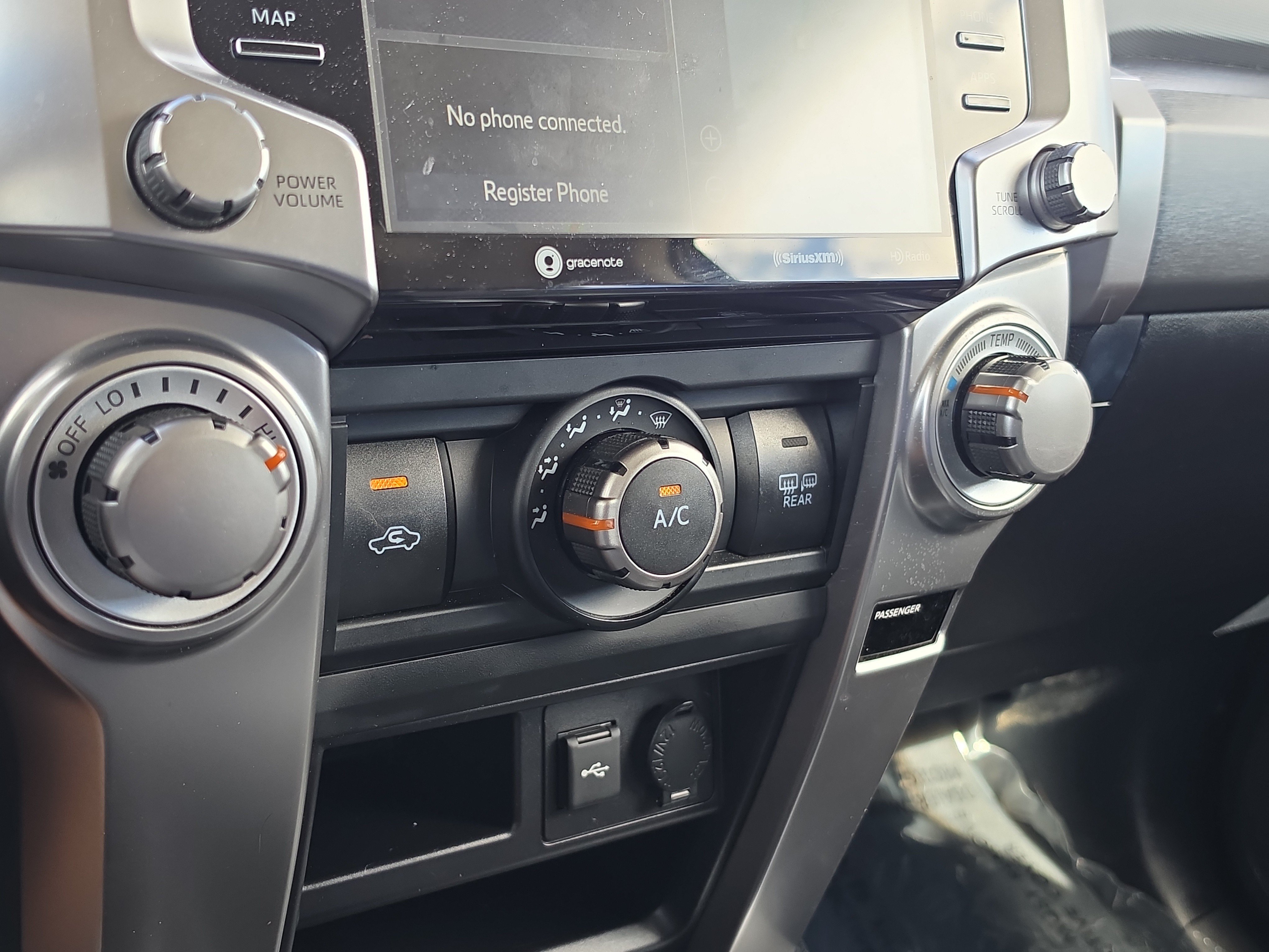 Used 2023 Toyota 4Runner SR5 Premium w/ Moonroof Package RWD image 26
