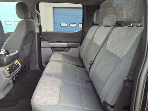 Used 2022 Ford F150 XLT w/ Equipment Group 302A High AWD/4WD image 17