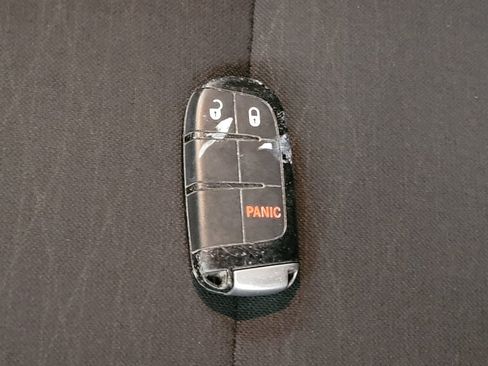 Used 2020 Dodge Durango SXT w/ 3rd Row Seating Group image 32