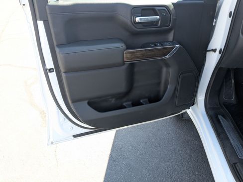 Used 2021 GMC Sierra 1500 SLE w/ Preferred Package AWD/4WD image 14