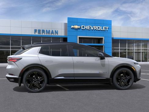 New 2025 Chevrolet Equinox EV RS AWD/4WD image 6