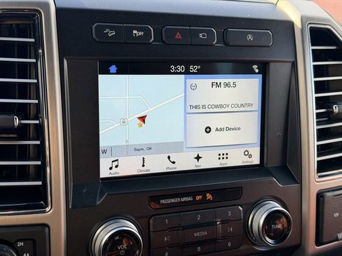 Used 2018 Ford F150 Platinum w/ Equipment Group 701A Luxury image 23