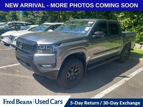 Used 2026 Nissan Frontier SV w/ All-Weather Content Package AWD/4WD image 3