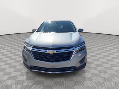 Used 2024 Chevrolet Equinox LT AWD/4WD image 3