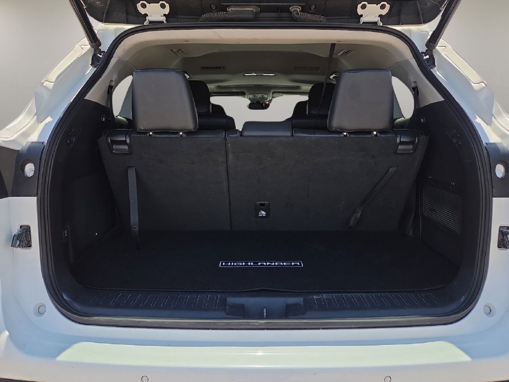 Used 2020 Toyota Highlander Limited AWD/4WD image 13