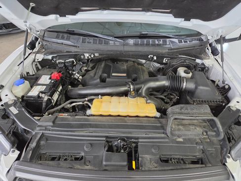 Used 2018 Ford F150 Raptor w/ Equipment Group 802A Luxury image 40