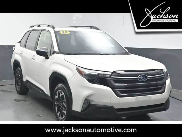 Used 2025 Subaru Forester Premium w/ Convenience Package #1 AWD/4WD image 1