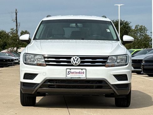 Used 2019 Volkswagen Tiguan S w/ Driver Assistance Package AWD/4WD image 2