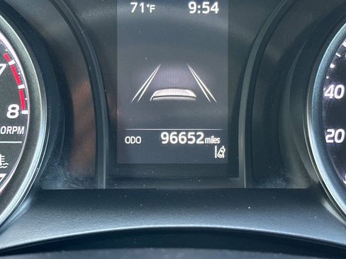 Used 2021 Toyota Camry SE FWD image 26