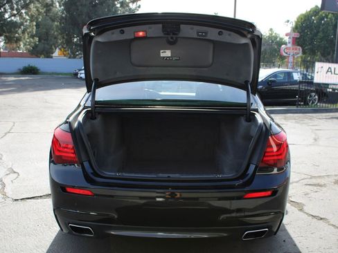 Used 2015 BMW 750Li image 41