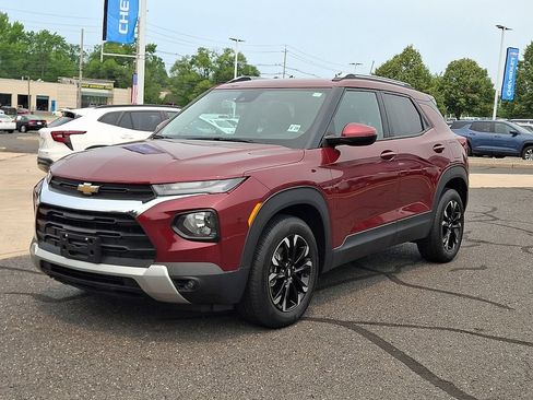 Used 2023 Chevrolet TrailBlazer LT FWD image 6