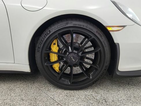 Used 2014 Porsche 911 GT3 RWD image 38
