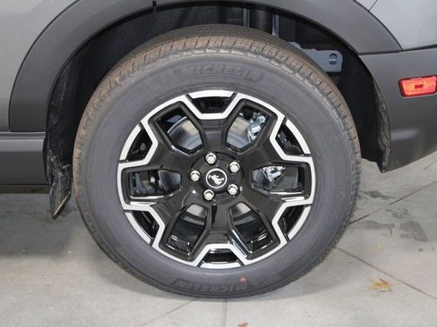 New 2025 Ford Bronco Sport Outer Banks w/ Outer Banks Tech Package+ AWD/4WD image 16