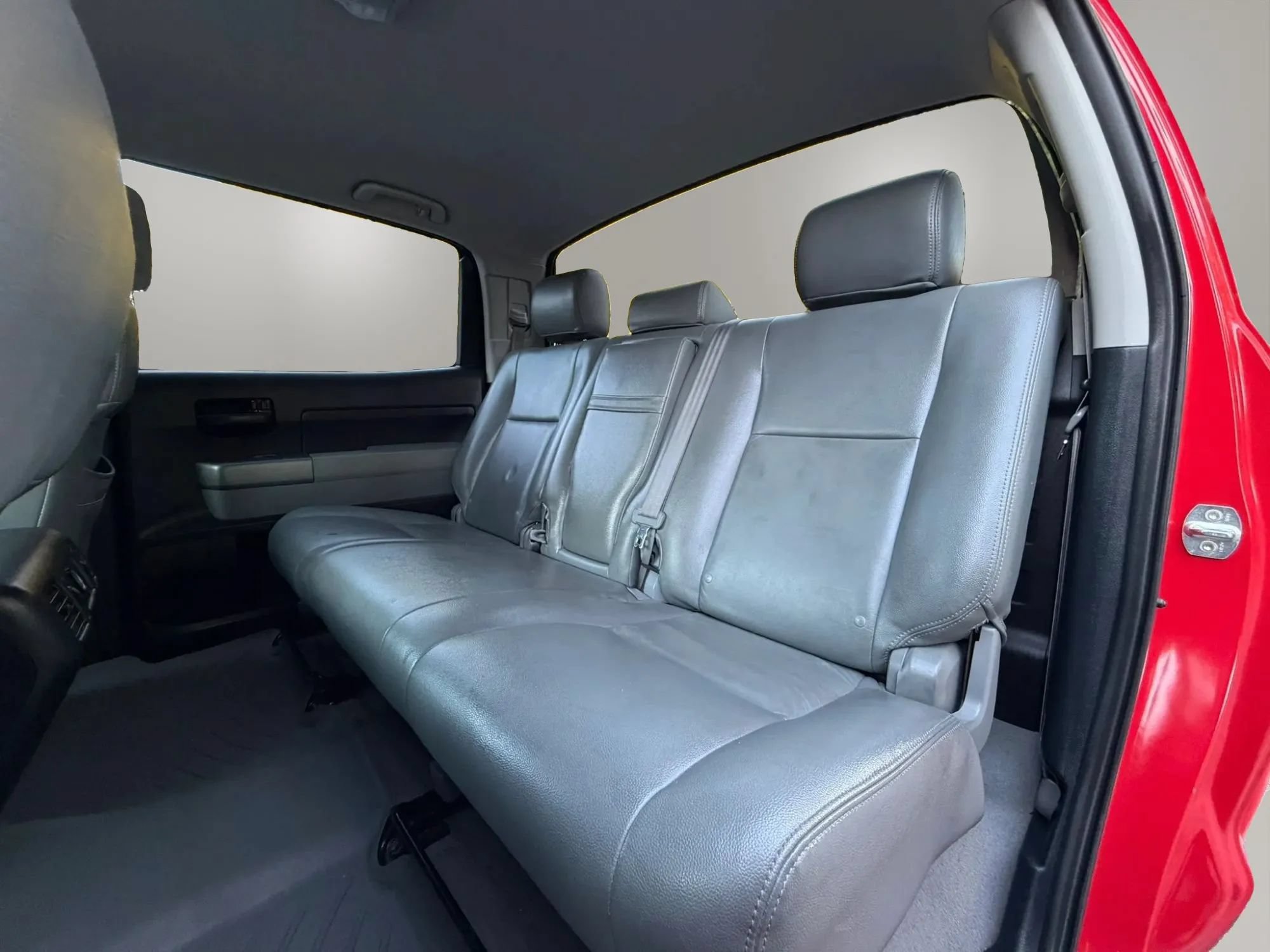 Used 2011 Toyota Tundra 2WD CrewMax w/ SR5 Pkg image 13