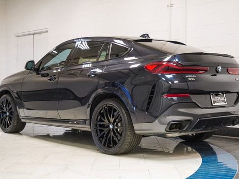 Used 2021 BMW X6 M50i w/ Executive Package image 36